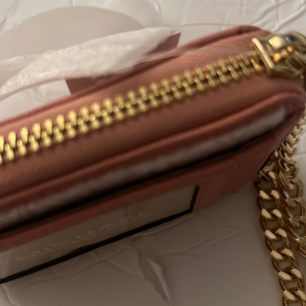 Leather Chain Card Case - Picture 5 of 5